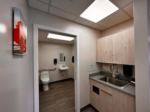 Clinical Labs Kulamalu high-end medical laboratory construction in Maui, Hawaii